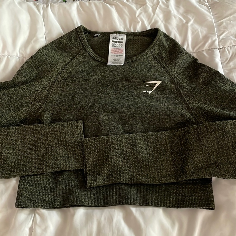 Green Gymshark Long Sleeve Crop